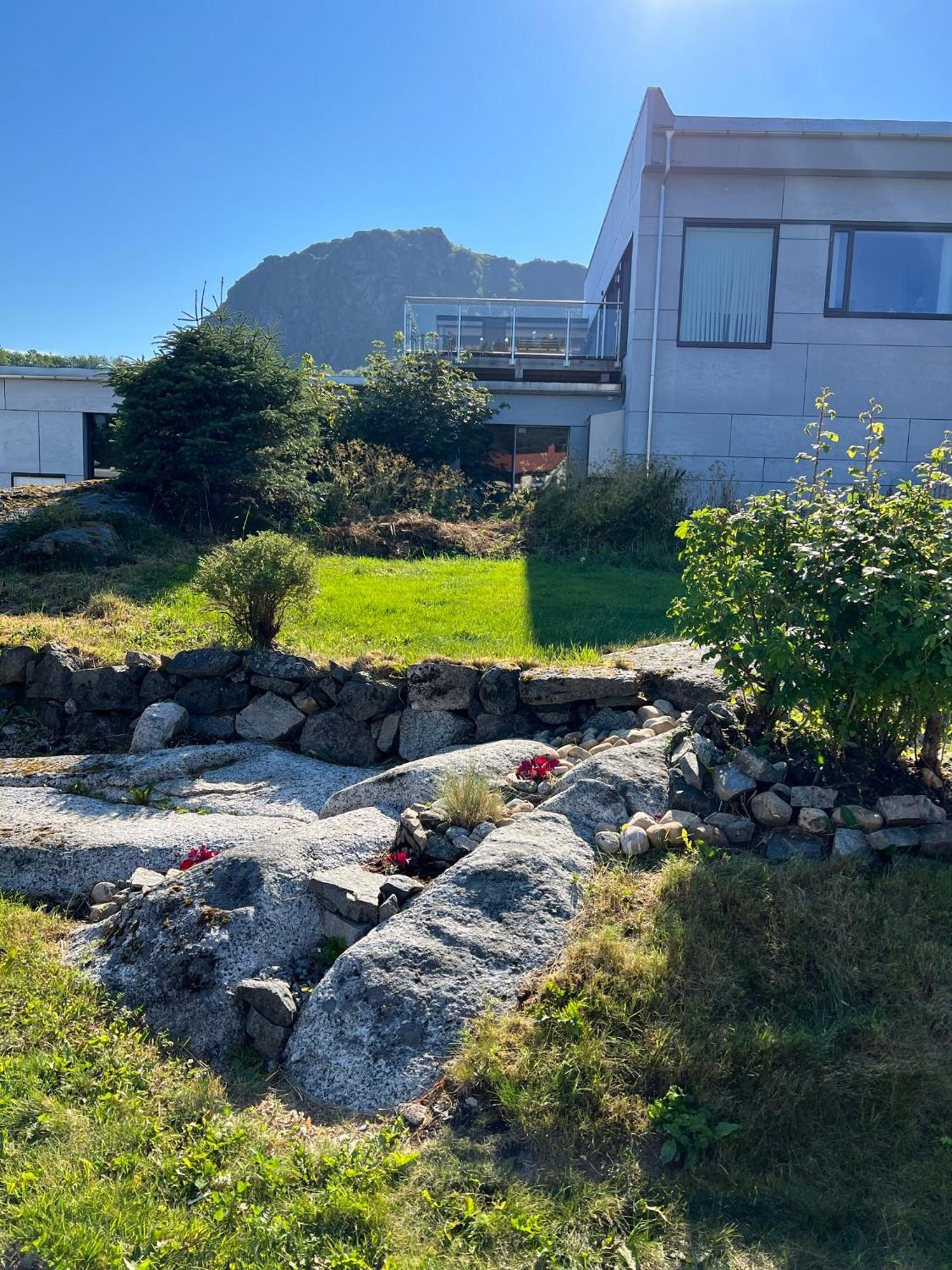 Lofotenapartmentone Stamsund Dış mekan fotoğraf